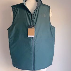 New The North Face Men’s vest XL green NWT